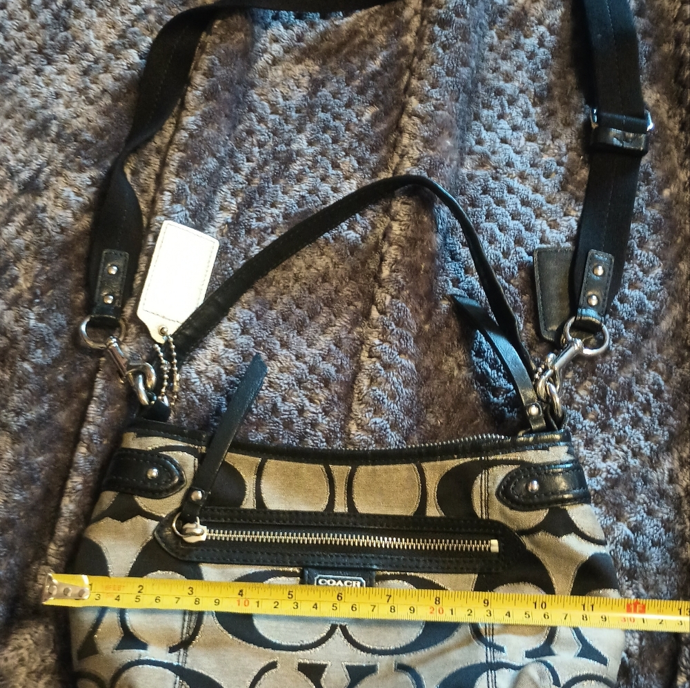 Coach Purse - Picture 5 of 6